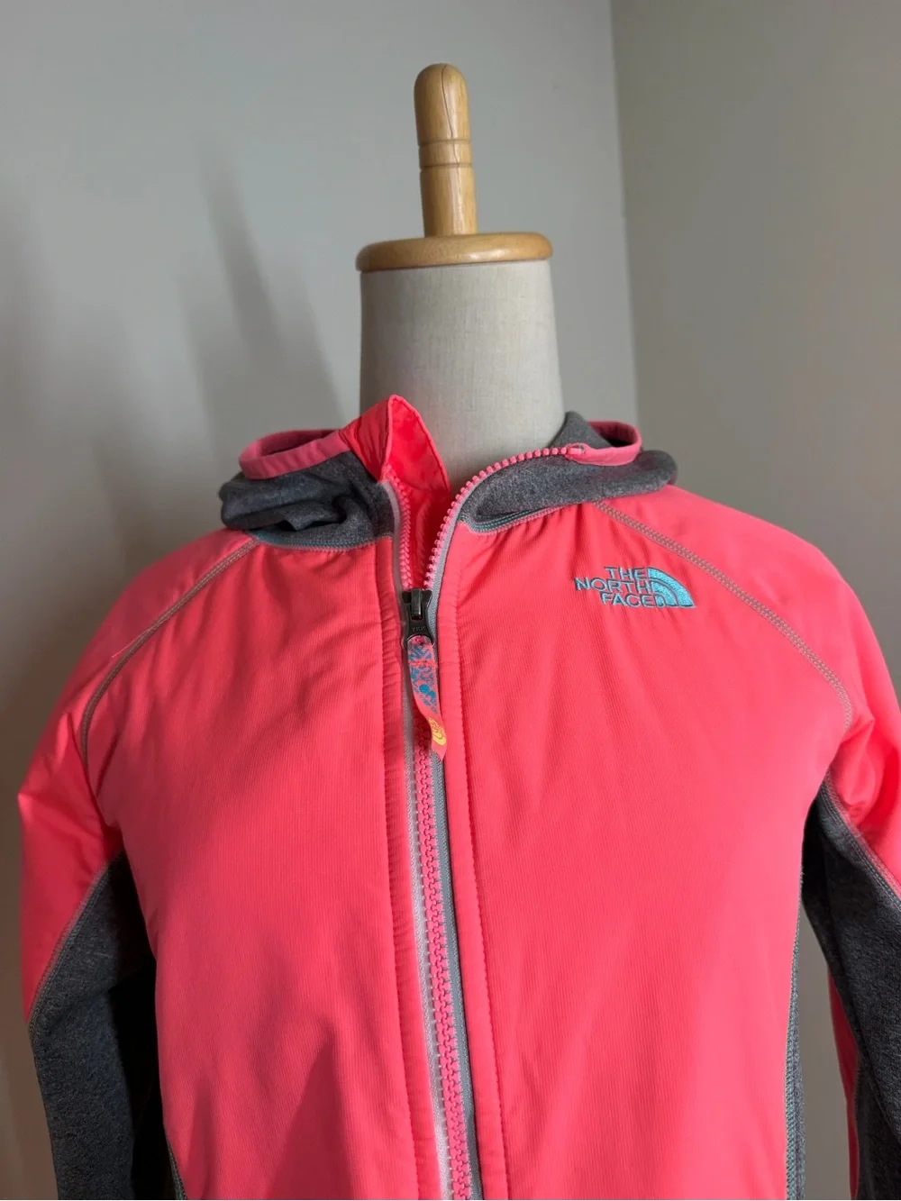 The North Face Girls Pink Grey Glacier - SZ L- Full Zip Hooded Sweatshirt Hoodie